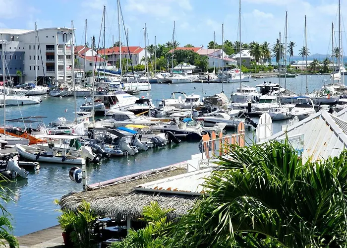Duplex Avec Vue Sur La Marina, Residence Avec Piscine
