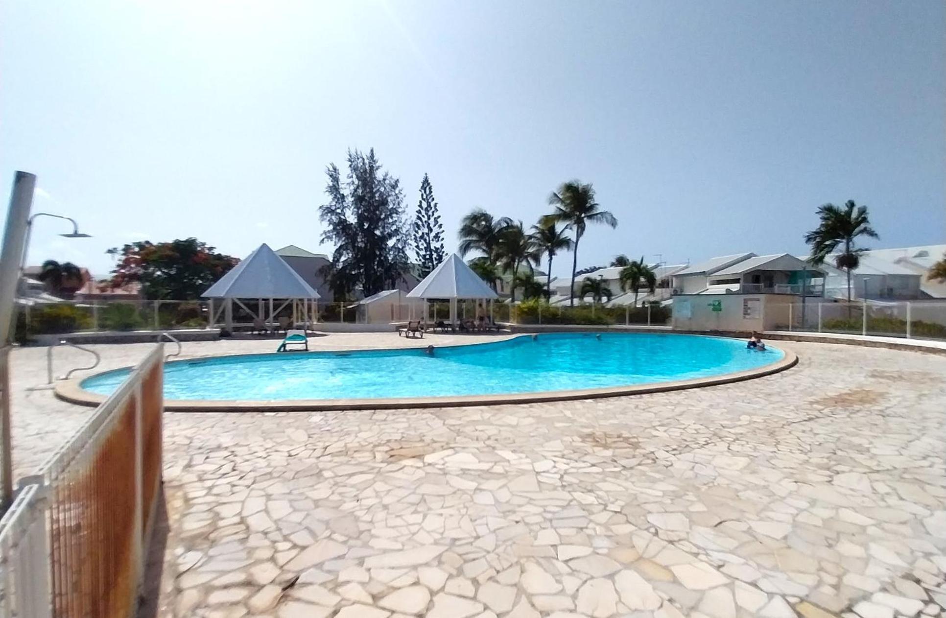 Duplex Avec Vue Sur La Marina, Avec Piscine *