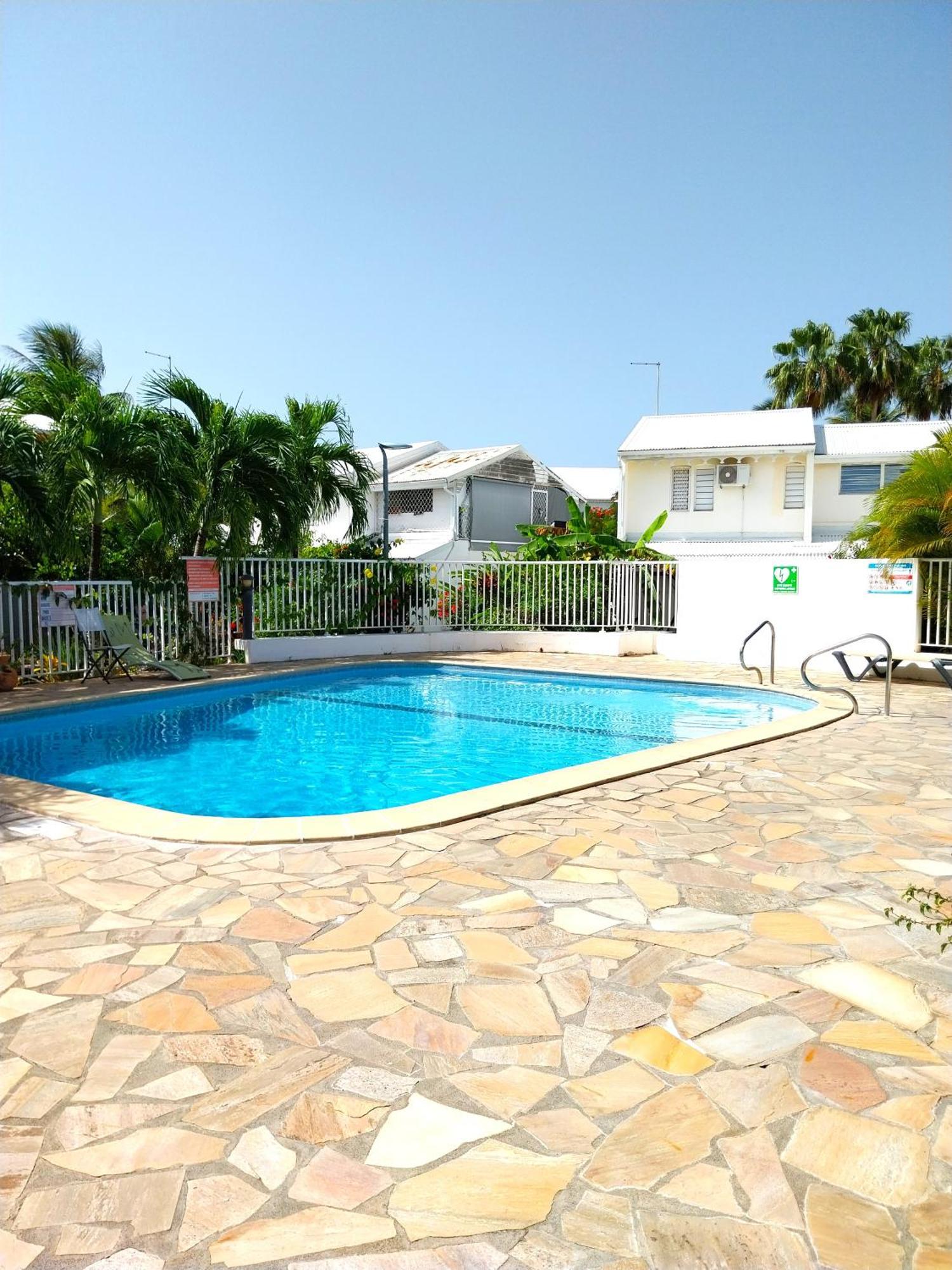 Appartement Duplex Avec Vue Sur La Marina, Avec Piscine