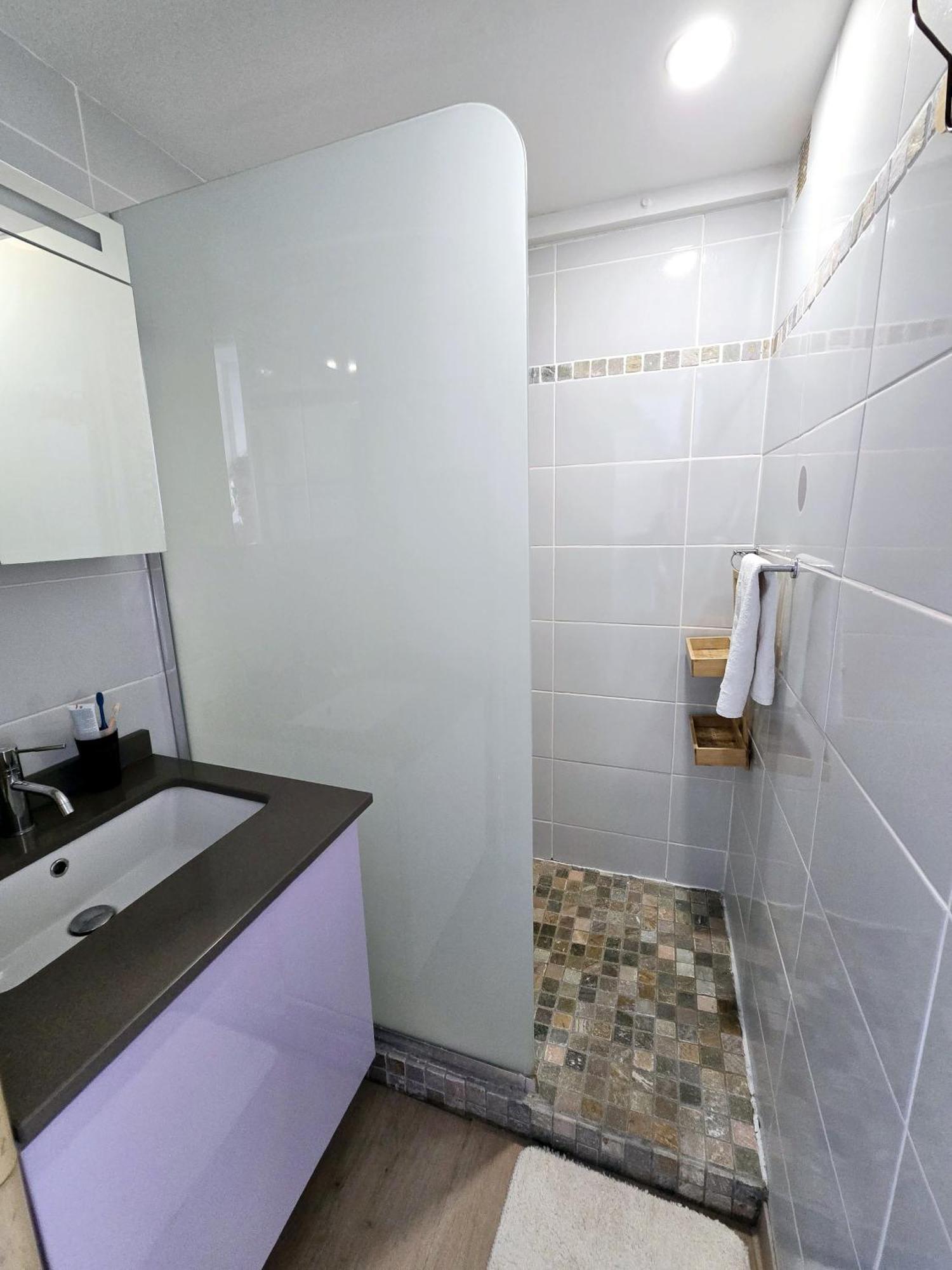 Appartement Duplex Avec Vue Sur La Marina, Avec Piscine *